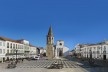 Alexandrina Mori na Praça da República, Tomar, Portugal, 2017<br />Foto Victor Hugo Mori 