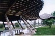 Figura 9 – Circulação coberta, ponto de encontro e convívio comunitário da Aldeia<br />Foto Mirian Keiko Ito Rovo 