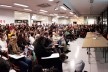 Apresentação de Paulo Mendes da Rocha no saguão da Faculdade de Arquitetura e Urbanismo Mackenzie, participação de Neide Jallageas e mediação de Maria Isabel Villac, ago. 2019<br />Foto Edison Ribeiro 