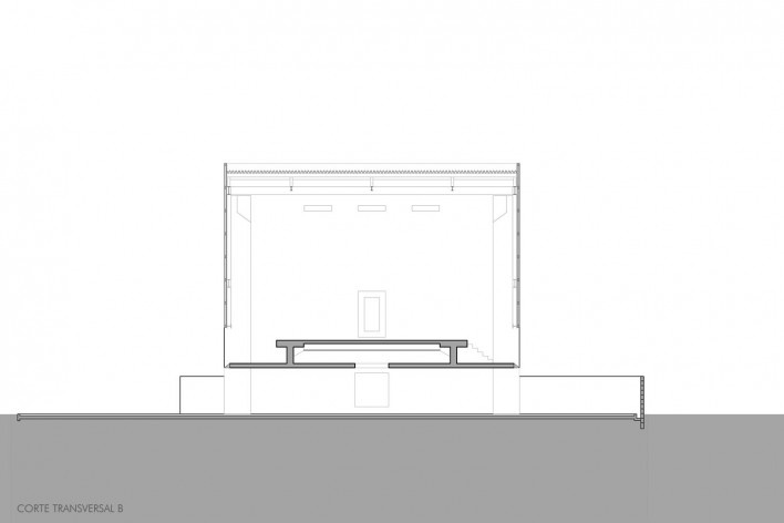 Loja Forma, corte transversal B, São Paulo SP Brasil, 1987. Arquiteto Paulo Mendes da Rocha<br />Imagem divulgação  [Website historiaenobres.net]
