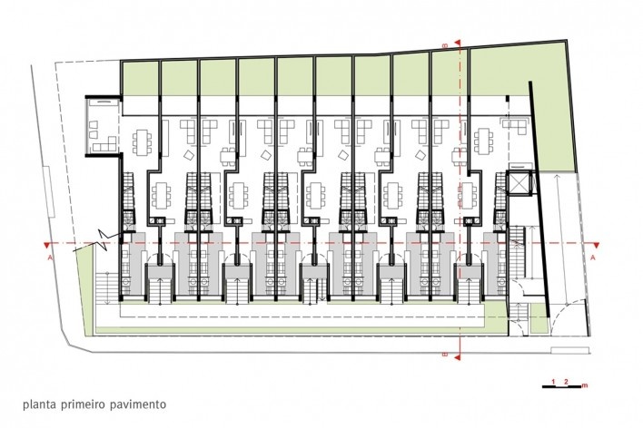 Estúdios Ouro Preto, planta primeiro pavimento, Sete Lagoas MG Brasil, 2016. Arquitetos Carlos Alberto Maciel e Ulisses Mikhail Jardim Itokawa / Arquitetos Associados<br />Imagem divulgação  [Acervo Arquitetos Associados]