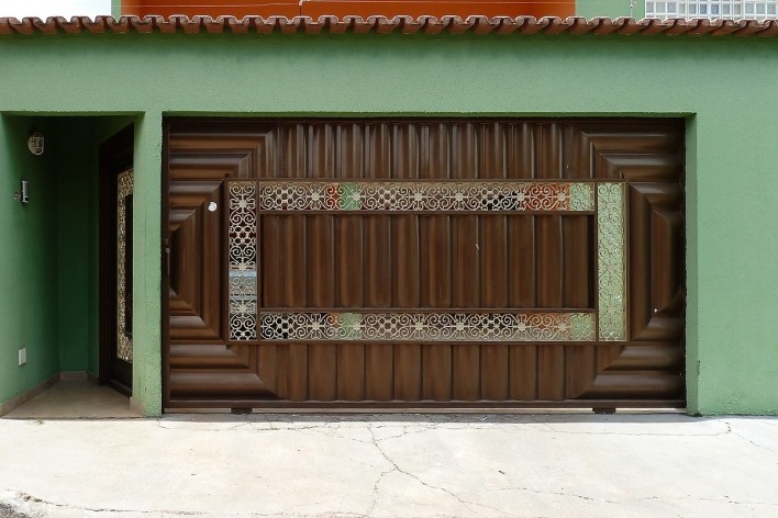 Portão residencial, Goiânia GO Brasil<br />Foto Michel Gorski 
