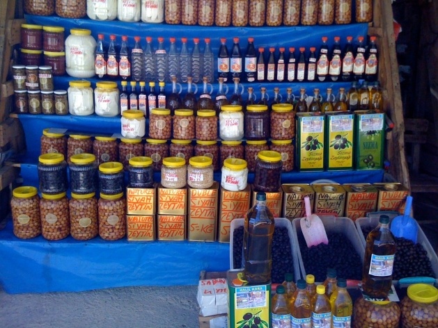 Comércio de produtos locais, na estrada<br />Foto Maria Cristina Wolff de Carvalho 