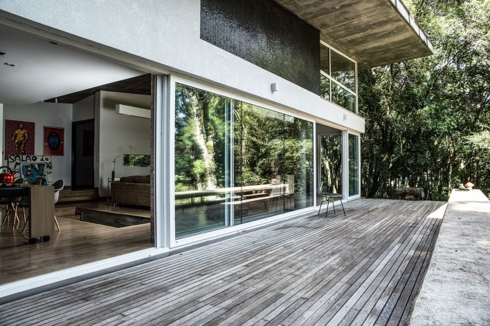 Residência SM (Casa Borboleta), Caxias do Sul RS, arquitetos Fernando dos Santos Rocha Machado e Rovena Maria Schumacher<br />Foto Joel Jordani / Bruno Kriger 