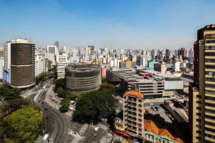 Centro Paula Souza, São Paulo, arquitetos Francisco Spadoni e Pedro Taddei<br />Foto Nelson Kon 