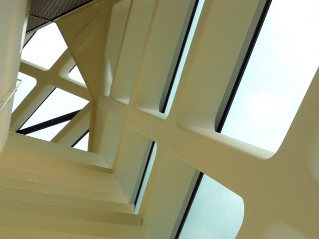 Prada Aoyama Tokyo, rua Omotesando, Bairro de Ginza, Tóquio. Escritório Herzog & de Meuron<br />Foto Flávio Coddou 