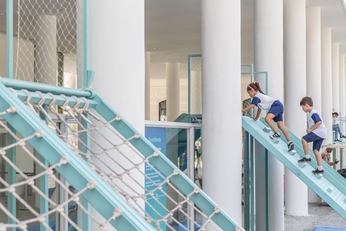 Transborda!, Museu de Arte do Rio, Praça Mauá, Rio de Janeiro RJ Brasil, 2018. Arquitetos Antonio Pedro Coutinho e Adriano Carneiro de Mendonça (autores) / Estúdio Chão<br />Foto Renato Mangolin 