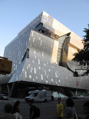 Tom Mayne, Morphosis, Cooper Union for the Advancement of Science and Art<br />foto Roberto Segre 
