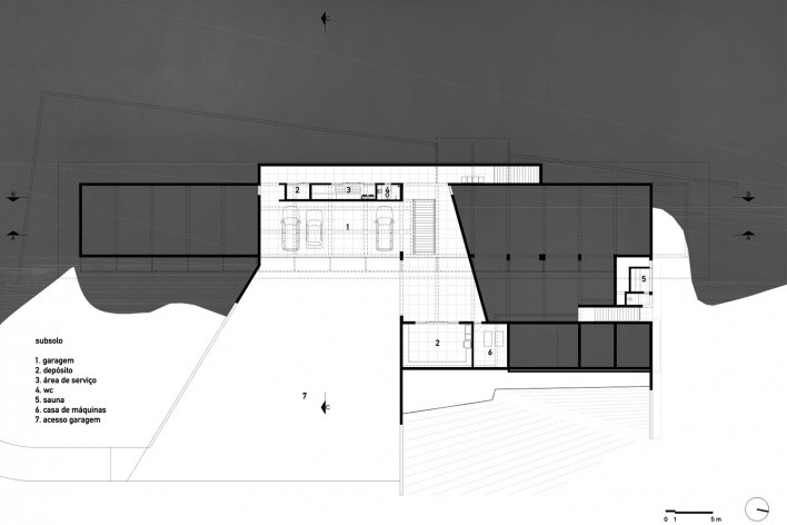 Residência Piracaia, planta subsolo, Piracaia SP Brasil, 2012-2014. Arquitetos Lua Nitsche e Pedro Nitsche <br />Imagem divulgação  [Nitsche Arquitetos Associados]
