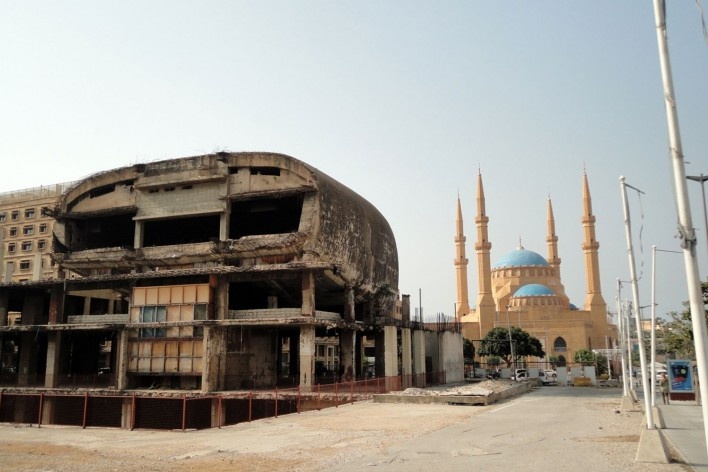Cinema de Beirute, conhecido como “The Egg” e Mesquita Mohammad Al Amin<br />foto Leonardo Castello 