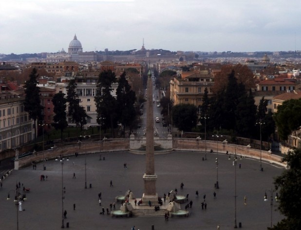 Piazza del Popolo, Roma, 21 de dezembro de 2013<br />Foto Gisela Barcellos de Souza 