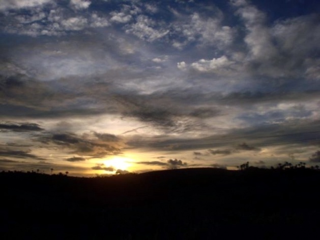 Por do Sol visto da Lagoa do Cassange<br />Foto Ricardo Eid Philipp 