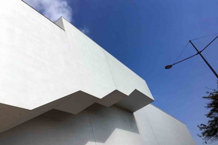 Museu Nacional dos Coches, fachada externa, outubro de 2017<br />Foto Sergio Jatobá 