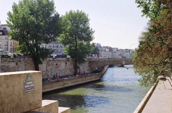 Boulevard Maurice Carême, Paris, 2006<br />Foto Ana Paula Spolon 
