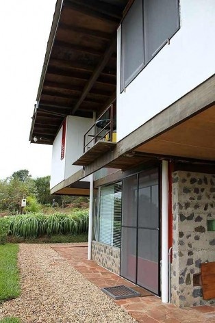 Casa 14 Bis, Botucatu. Arquiteto
Pôla Pazzanese<br />Foto Hayato Fuji 