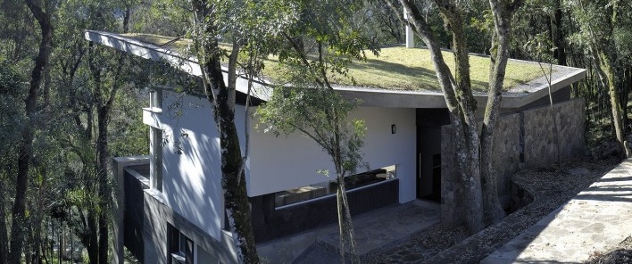 Residência SM (Casa Borboleta), Caxias do Sul RS, arquitetos Fernando dos Santos Rocha Machado e Rovena Maria Schumacher<br />Foto Joel Jordani / Bruno Kriger 