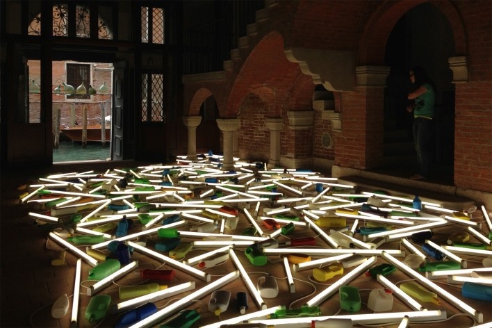 de Bill Culbert, Pavilhão da Nova Zelândia, Espaço Santa Maria della Pieta<br />Foto Helena Guerra 