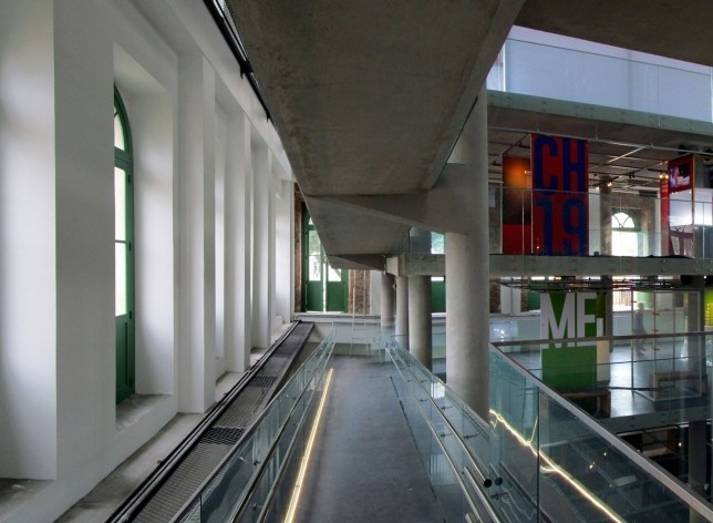 Arquiteto Ney Caldatto, Museu Pelé. Santos, 2014<br />Foto Victor Hugo Mori 
