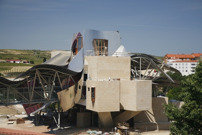 Hotel Marquês de Riscal Laguardia, arq. Frank Gery<br />Foto Nelson Kon 