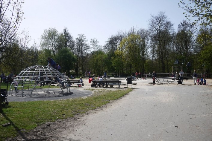 Playgrounds de Aldo van Eyck<br />Foto Marcos Rosa 