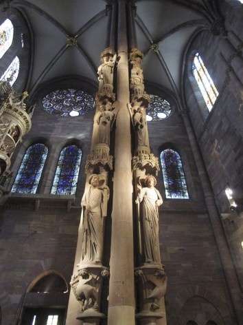 Interior da Catedral de Notre-Dame de Strassbourg<br />Foto Victor Hugo Mori 