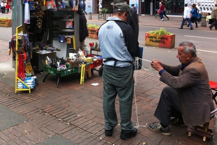 Vendedores ambulantes de Bogotá<br />Foto Abilio Guerra 
