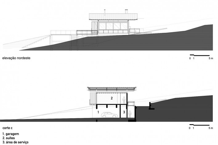 Residência Piracaia, elevação nordeste e corte c, Piracaia SP Brasil, 2012-2014. Arquitetos Lua Nitsche e Pedro Nitsche <br />Imagem divulgação  [Nitsche Arquitetos Associados]