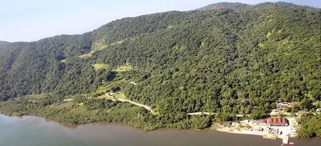 Serra do Guararú, Guarujá, São Paulo, outubro 2005<br />Foto Francisco Dreux 