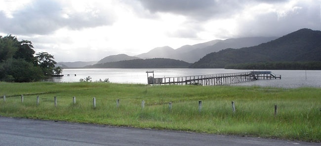 Canal de Bertioga, Guarujá, São Paulo, outubro 2005<br />Foto Sérgio Sandler 