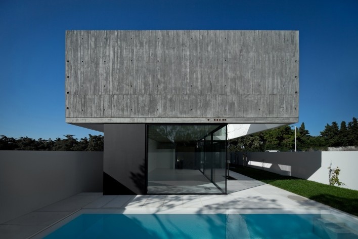 Casa no Juso. Projeto ARX Portugal + Stefano Riva, 2011<br />Foto Fernando e Sérgio Guerra 