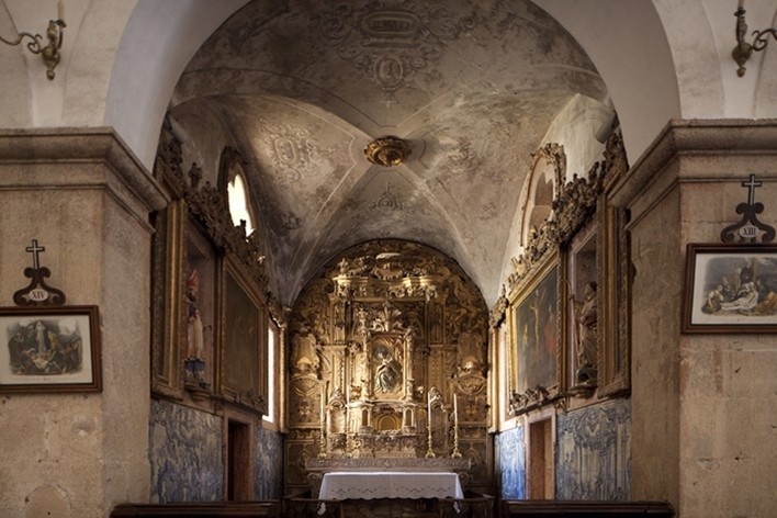 49. Mosteiro do Vartojo<br />Foto Eduardo Costa  [Arquivo Portugal: 2011-2012]