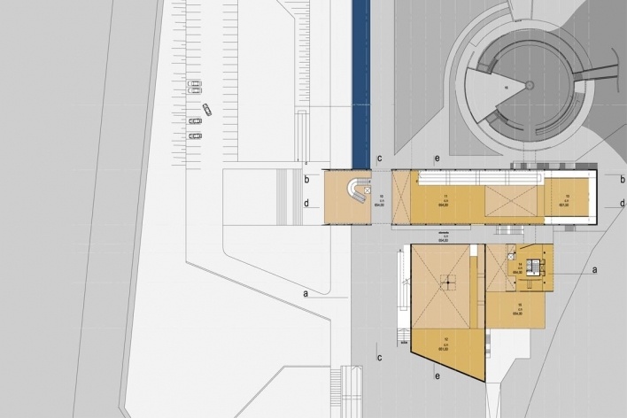 Concurso Internacional para Projeto Arquitetônico do Museu Exploratório de Ciências da Unicamp, planta do térreo, menção honrosa. Arquitetos Fábio Boretti, Bernardo Telles e Luis Alexandre Pereira Pinto, 2009<br />Desenho equipe 
