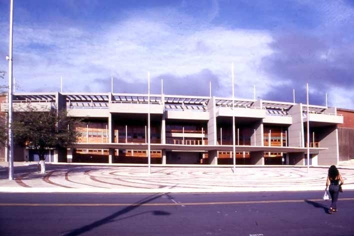 Estádio Vivaldo de Lima, Manaus. Arquiteto Severiano Porto<br />Foto divulgação  [Acervo Severiano Porto]