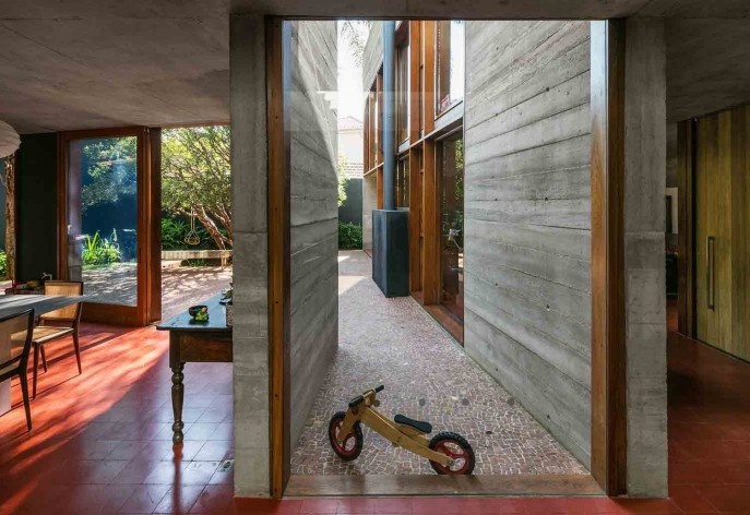 Casa 239, São Paulo SP, 2012. Una Arquitetos<br />Foto Nelson Kon 
