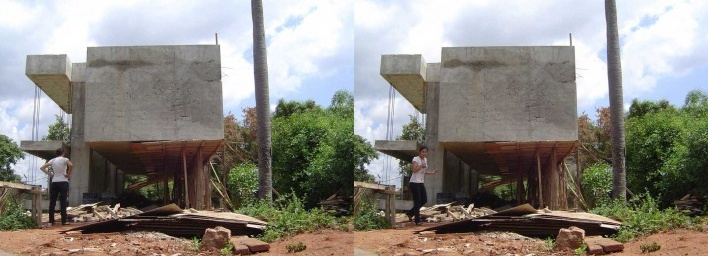 Casa en el aire. Desencofrado. Sergio Fanego, Larissa Rojas, Miguel Duarte. Luque, Paraguay. 2008-2010.