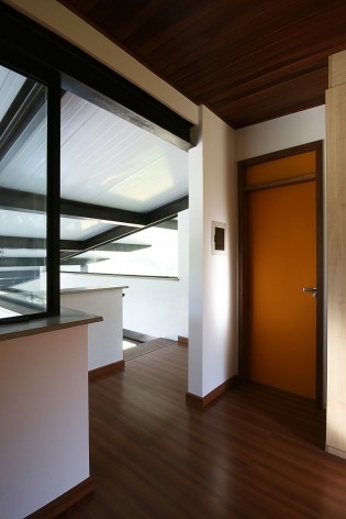 Residência Atibaia, Atibaia SP, 2008. Arquiteto Bernardo Telles<br />Foto Bebete Viégas 