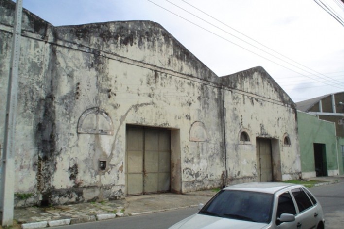 Antigos armazéns da região central de Maceió<br />Foto Rogério Maranhão 