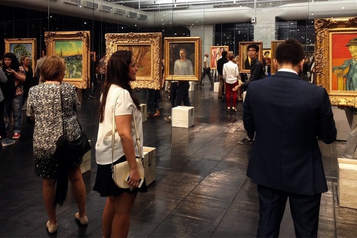 Reabertura da pinacoteca do Masp com cavaletes de cristal de Lina Bo Bardi, 11 dezembro 2015<br />Foto Abilio Guerra 