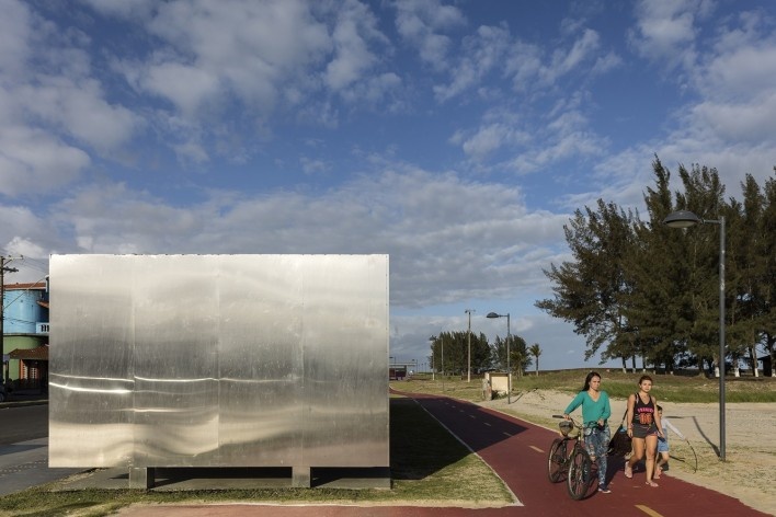 Requalificação urbana e ambiental da orla de Ilha Comprida, 2019. Arquitetos Marcos Boldarini e Lucas Nobre<br />Foto Leonardo Finotti 