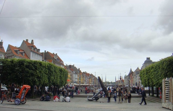 Nihavn (Novo Porto), turístico e agitado<br />Foto Cristina Meneguello 