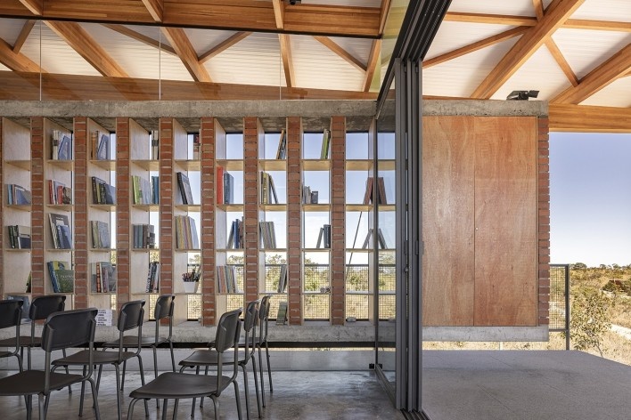 Palicourea House, São Jorge GO Brasil, 2021. Architects Daniel Mangabeira, Henrique Coutinho and Matheus Seco / Bloco Arquitetos<br />Foto/photo Joana França 