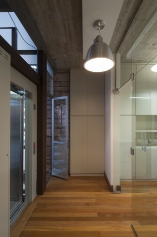 Casa Lutzenberger, hall. Reforma Kiefer arquitetos