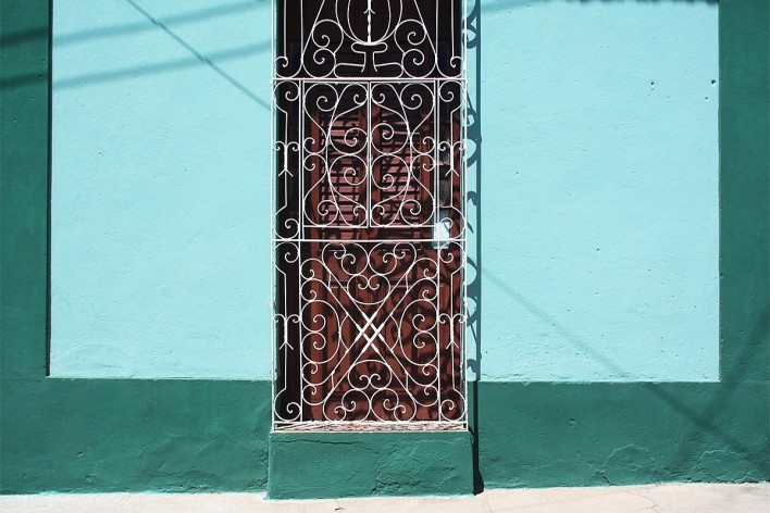 Janela de madeira com gradil em Trinidad, Cuba, 20 abril 2014<br />Foto Victor Sena 