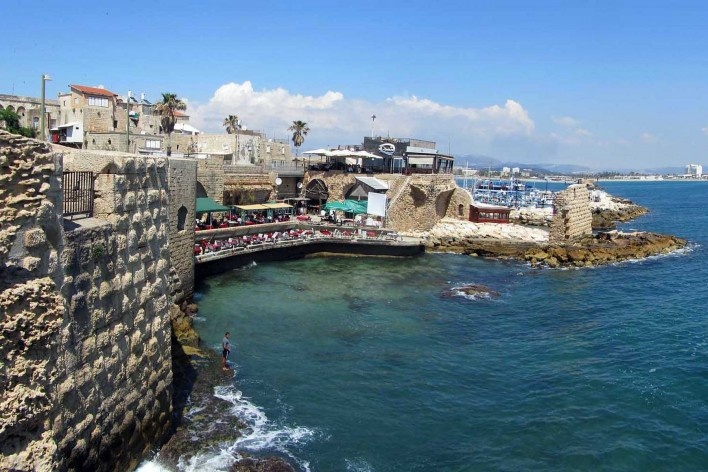 Akko, caminho sobre as muralhas<br />Foto Victor Hugo Mori 