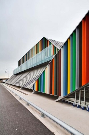Mercabarna-Flor, closure of the facade, Barcelona. WMA - Willy Müller Architects<br />Foto Ricardo Loureiro  [WMA - Willy Müller Architects]