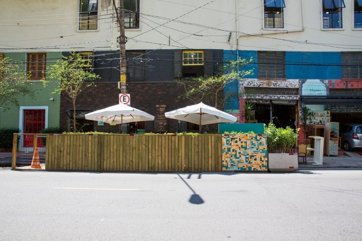 Parklet Mateus Grou. Zoom e Instituto Mobilidade Verde.<br />Foto Sissy Eiko 