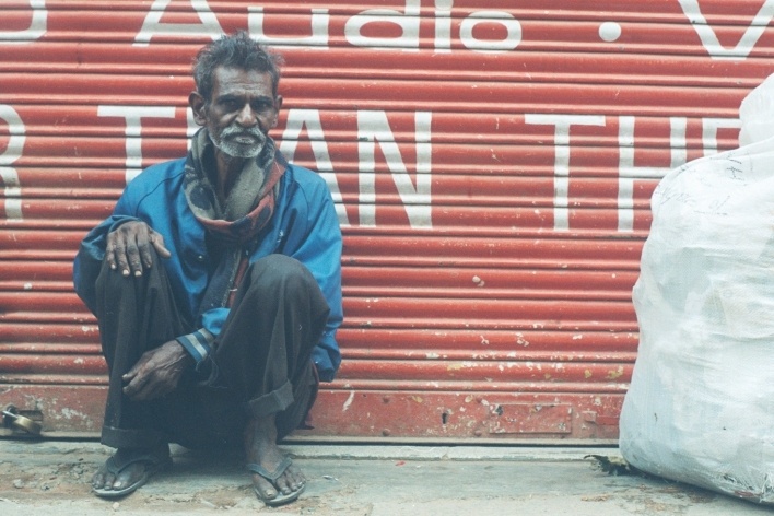 Indiano sentado, Mysore, Índia<br />Foto Fabricio Fernandes 