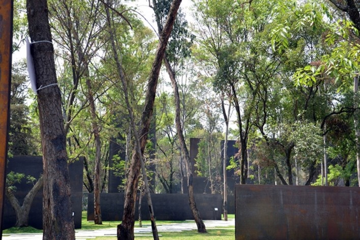 Memorial to Victims of Violence in Mexico National<br />Photo Luby Springall 