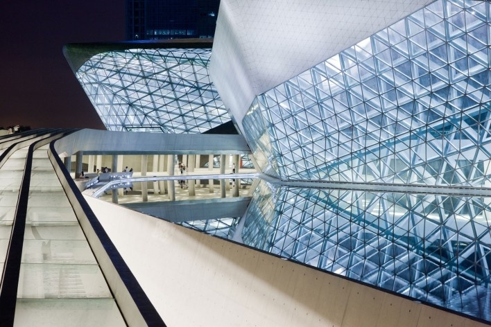 Guangzhou Opera House<br />foto Iwan Baan  [Zaha Hadid Architects]