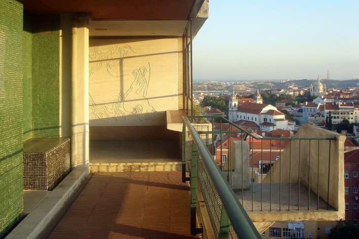 Edifício de Habitação, Comércio e Serviços Bloco das Águas Livres, Nuno Teotónio Pereira e Bartolomeu da Costa Cabral, 1953-1955, Lisboa<br />Foto Osnildo Adão Wan-Dall Junior 